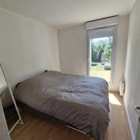 Pretty Flat With Swimming Pool In Apartment *
