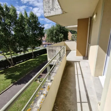 Pretty Flat With Swimming Pool In *